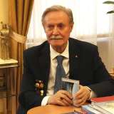 你知道吗 尤里……