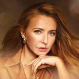 她：塔季扬娜·纳芙卡